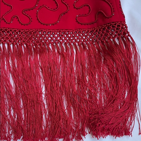 Elegant Skirt for any occasion - Picture 2 of 9